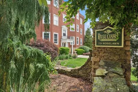 721 Roselawn #C5, Pittsburgh, PA 15228