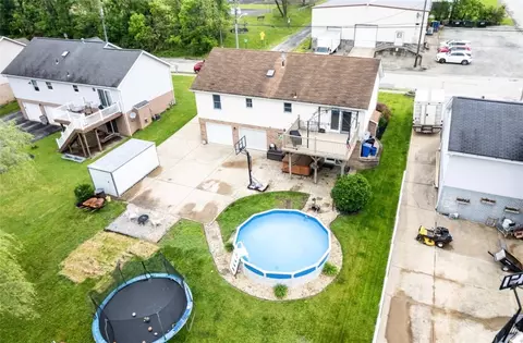 View/Area - 72 4th St, Irwin, PA 15642 photo 4 of 4
