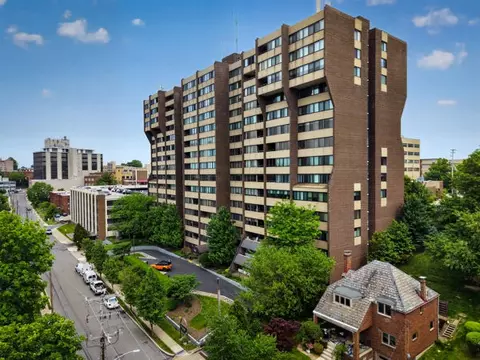 750 Washington Rd #1204, Pittsburgh, PA 15228