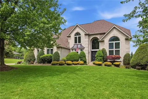 4200 Muirfield Cir, Presto, PA 15142