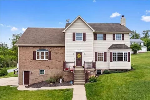 5 Longview Dr, Avella, PA 15312