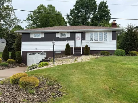 77 2nd Ave, Homer City, PA 15748