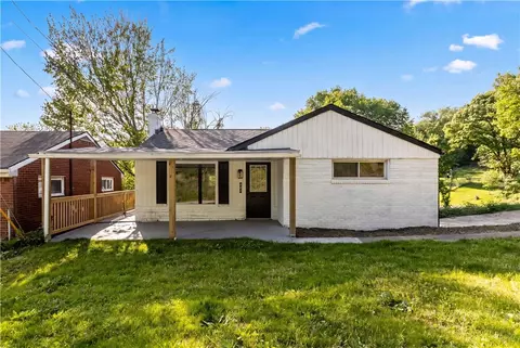 609 Monaca Rd, Aliquippa, PA 15001
