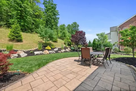 Exterior - 307 Longmore Dr, Mars, PA 16046 photo 8 of 8
