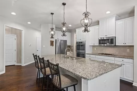 Kitchen - 307 Longmore Dr, Mars, PA 16046 photo 3 of 3