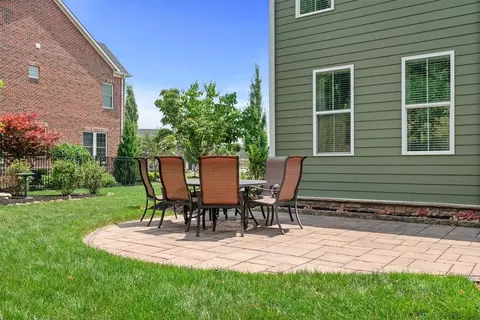 Exterior - 307 Longmore Dr, Mars, PA 16046 photo 7 of 8