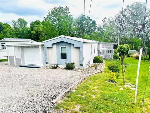 142 East Aly, Waynesburg, PA 15370