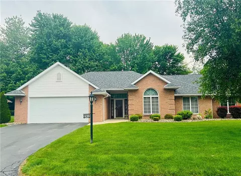 241 Orchard Park Dr, New Castle, PA 16105