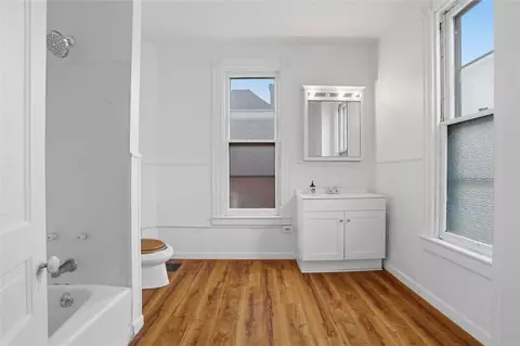 Bath - 153 Comrie Ave, Braddock, PA 15104 photo 2 of 2