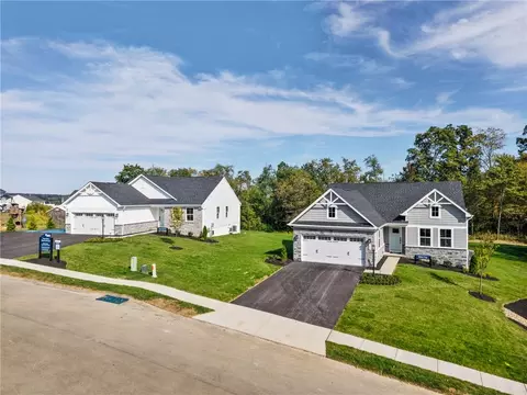137 Acorn Dr, Sarver, PA 16055