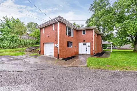 5601 Rogers St, Pittsburgh, PA 15207