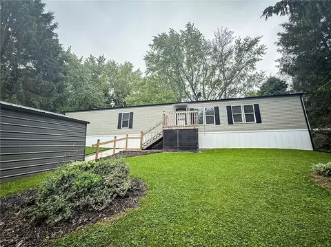 308 Nickel Ln, Butler, PA 16001