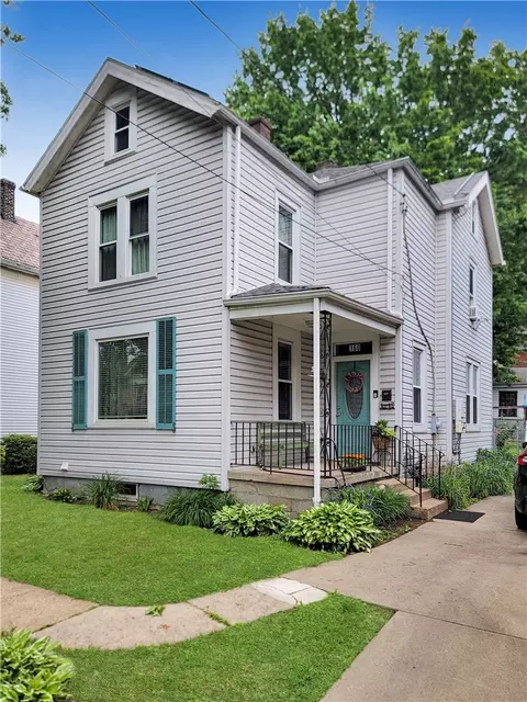 160 Broad St, Leetsdale, PA 15056