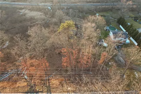 000 Gibson Rd, Gibsonia, PA 15044