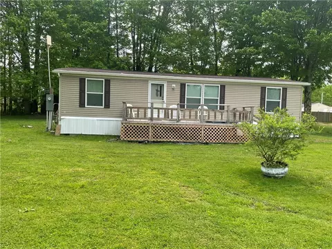 14624 Gilliland Rd, Linesville, PA 16424