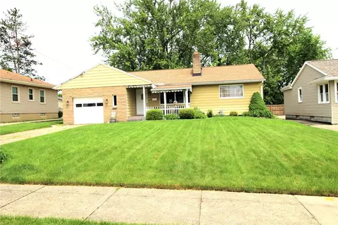 417 E Hazelcroft Ave, New Castle, PA 16105