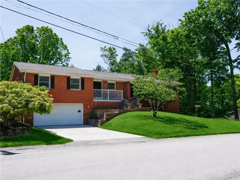 123 Hermitage Cir, Ligonier, PA 15658