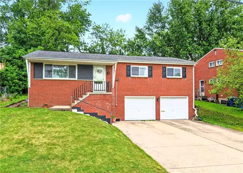440 Macbeth Dr, Pittsburgh, PA 15235