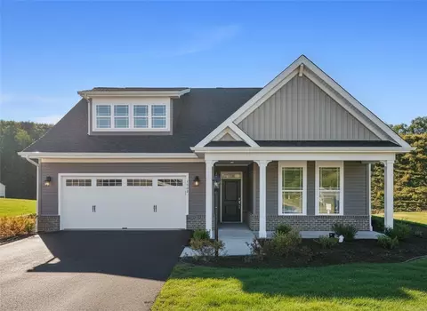 1004 Lakeshore Dr, Economy, PA 15005