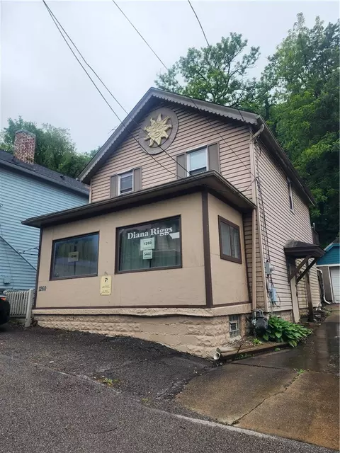 1260 Grove Rd, Pittsburgh, PA 15234