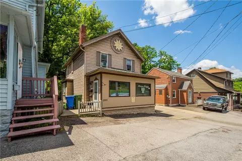 1260 Grove Rd, Pittsburgh, PA 15234