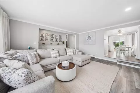Living - 5795 Roosevelt Ave, Export, PA 15632 photo 2 of 3