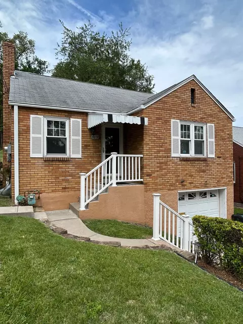 3019 Leola, Pittsburgh, PA 15227
