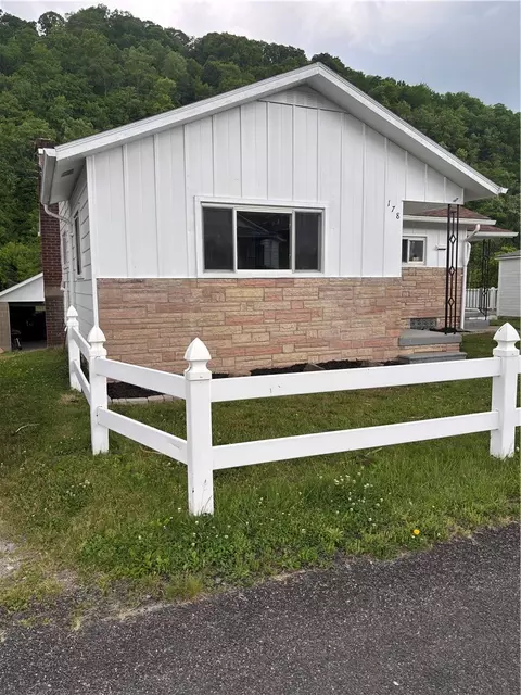 178 1st St, Clarksville, PA 15322