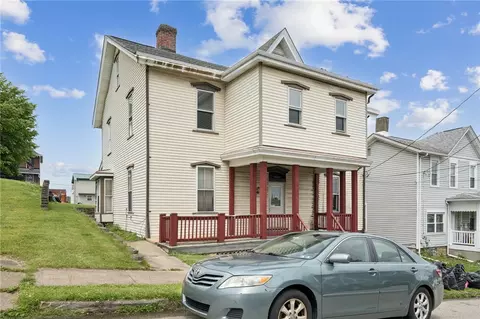 46 Division St, Greensburg, PA 15601