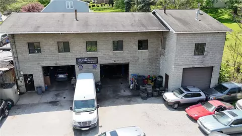 700 Lebanon Rd, West Mifflin, PA 15122