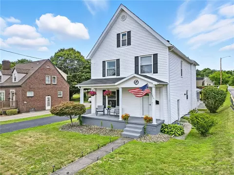 519 W Ridge Ave, Sharpsville, PA 16150