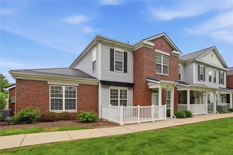 308 Sonie Dr, Sewickley, PA 15143