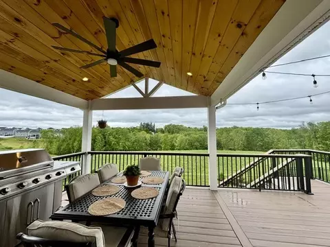 317 Arden Dr, Harmony, PA 16037