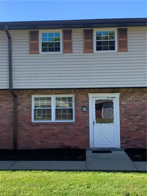 380 Northgate Dr #D, Apollo, PA 15613