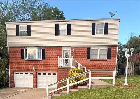 247 Darlan Hill Dr, Pittsburgh, PA 15239