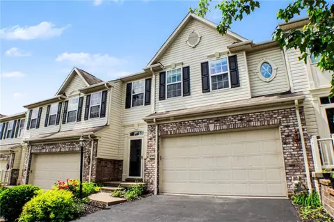 291 Maple Ridge Dr, Canonsburg, PA 15317