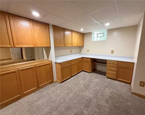 211 Warren Rd, Warrendale, PA 15086 photo 43