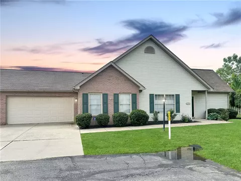 1039 Timberwood Dr, Beaver Falls, PA 15010