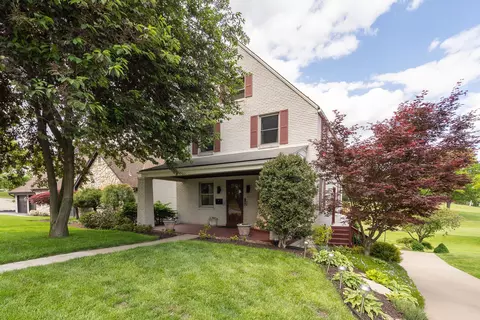 4673 Brownsville, Pittsburgh, PA 15236