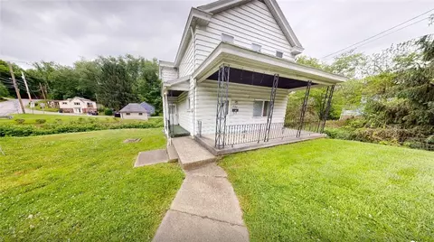897 Spruce St, Rochester, PA 15074