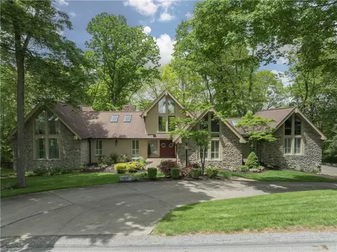 504 Timber Ln, Jefferson Hills, PA 15025