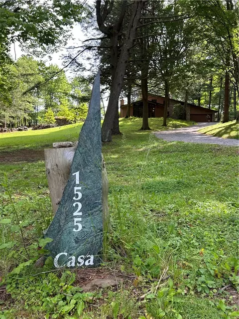 1525 Old State Rd, Gibsonia, PA 15044