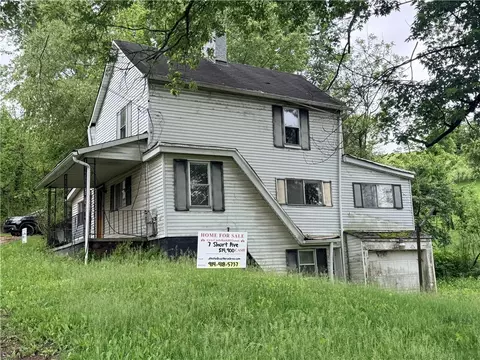 7 Short Ave, Washington, PA 15301