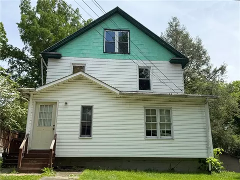 333 Normal Ave, Slippery Rock, PA 16057