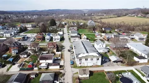 402 N Main St, Masontown, PA 15461