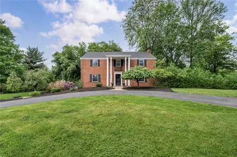 3225 Comanche Rd, Pittsburgh, PA 15241