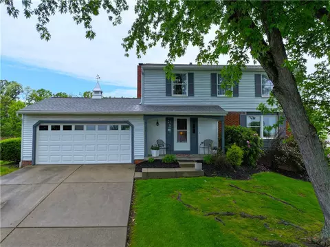 26 Robin Dr, Washington, PA 15301