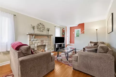 214 Beisner Ave, Pittsburgh, PA 15227