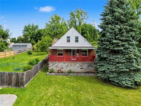 525 Agnew Rd, Pittsburgh, PA 15227