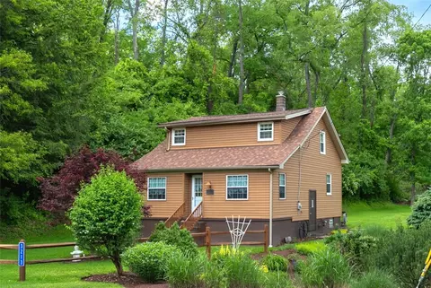 3213 Leechburg Rd, Pittsburgh, PA 15239